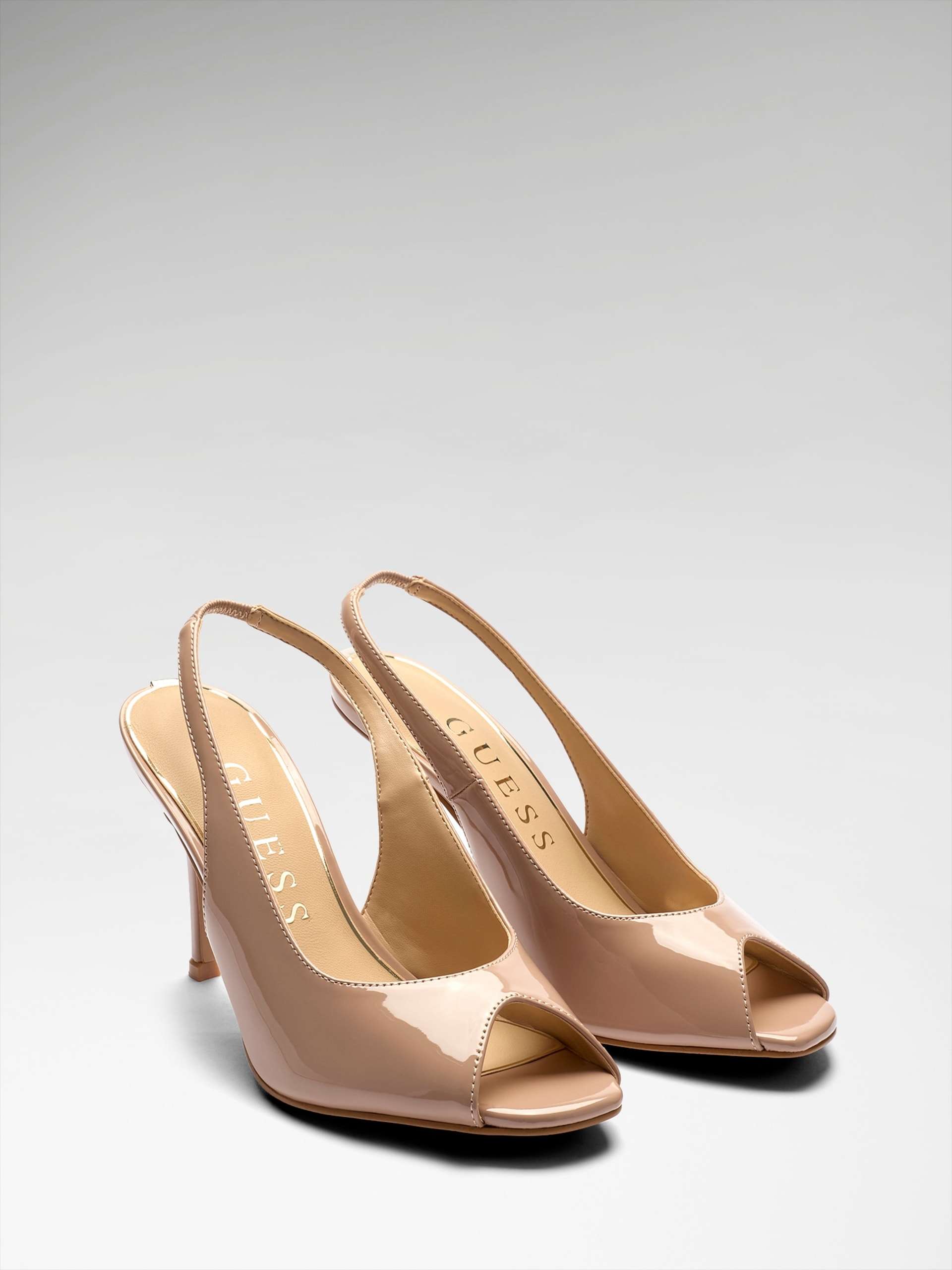 FLJKLK PAF07 - SCARPA - GUESS